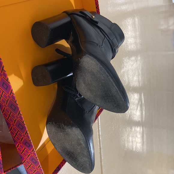 Tory Burch Colton Galleon Leather Bootie - Picture 6 of 11